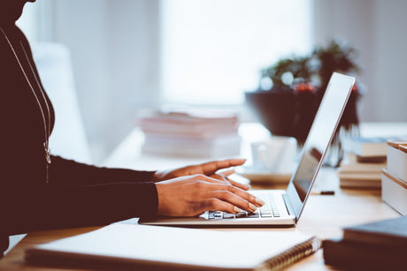 Women bloggers spawn an evangelical ‘crisis of authority’