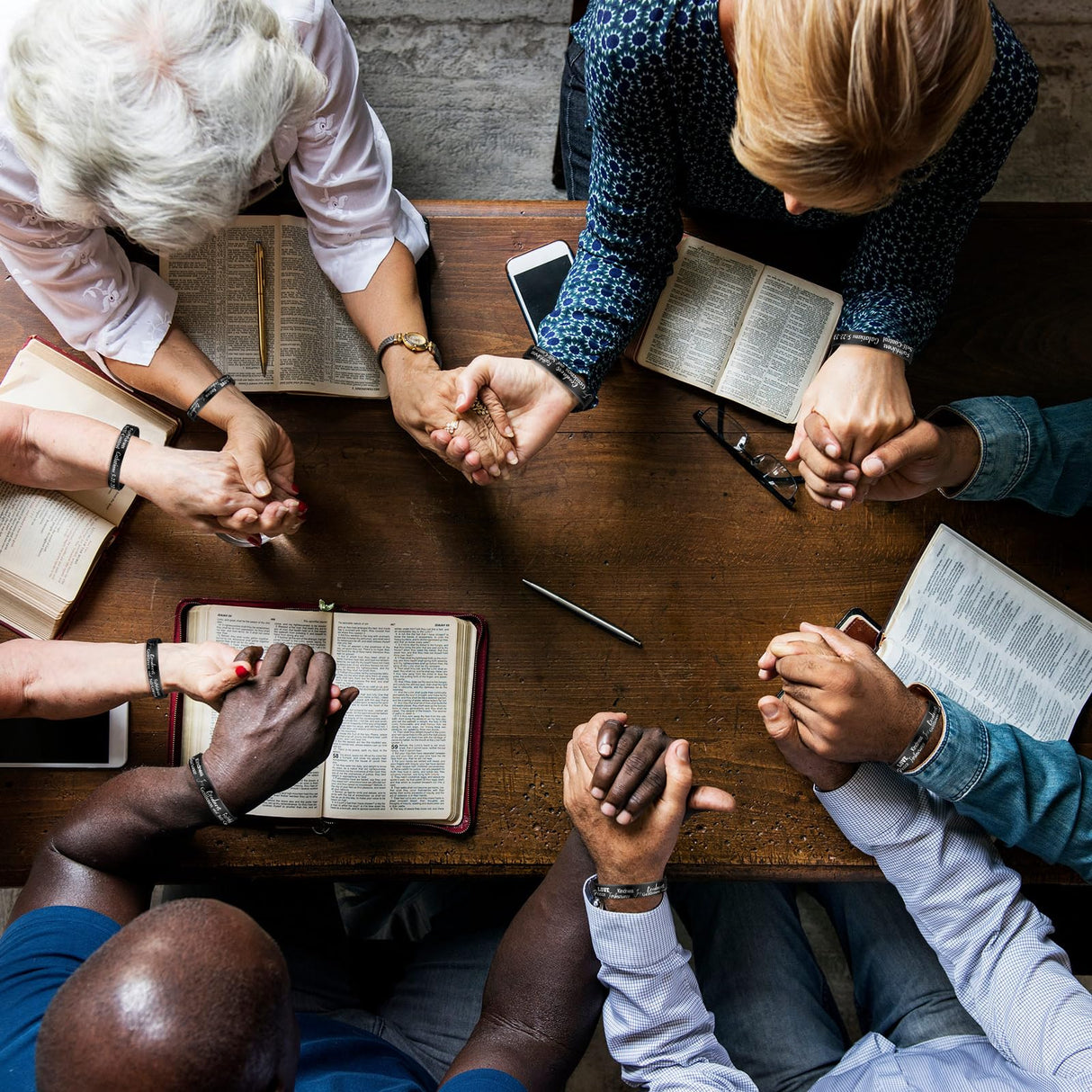 Huquary 48 Pcs Fruit of the Spirit Bracelet Inspirational Scripture Christian Silicone Bracelets Bulk Religious Motivational Love Joy Peace Patience Wristband Gift Fruit of the Spirit Decor(Black)